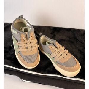 OSHKOSH B'GOSH TODDLER BOY ZENN SLIP ON SNEAKER SIZE 7M